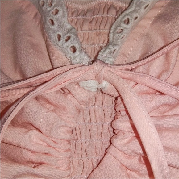 🎉SOLD🎉Beautiful Summer Top - Picture 2 of 3